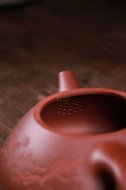 《景舟石瓢》宜興助理工藝美術(shù)師手工紫砂壺紅皮龍料茶壺石瓢茶具
