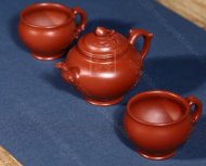 《桃報春套具》