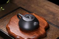 《景舟石瓢》宜興紫砂壺助理工藝美術(shù)師手工黑料石瓢茶壺茶具